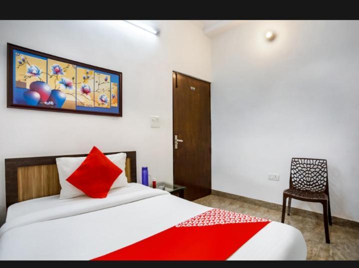 Hotel Surya Inn ニューデリー エクステリア 写真
